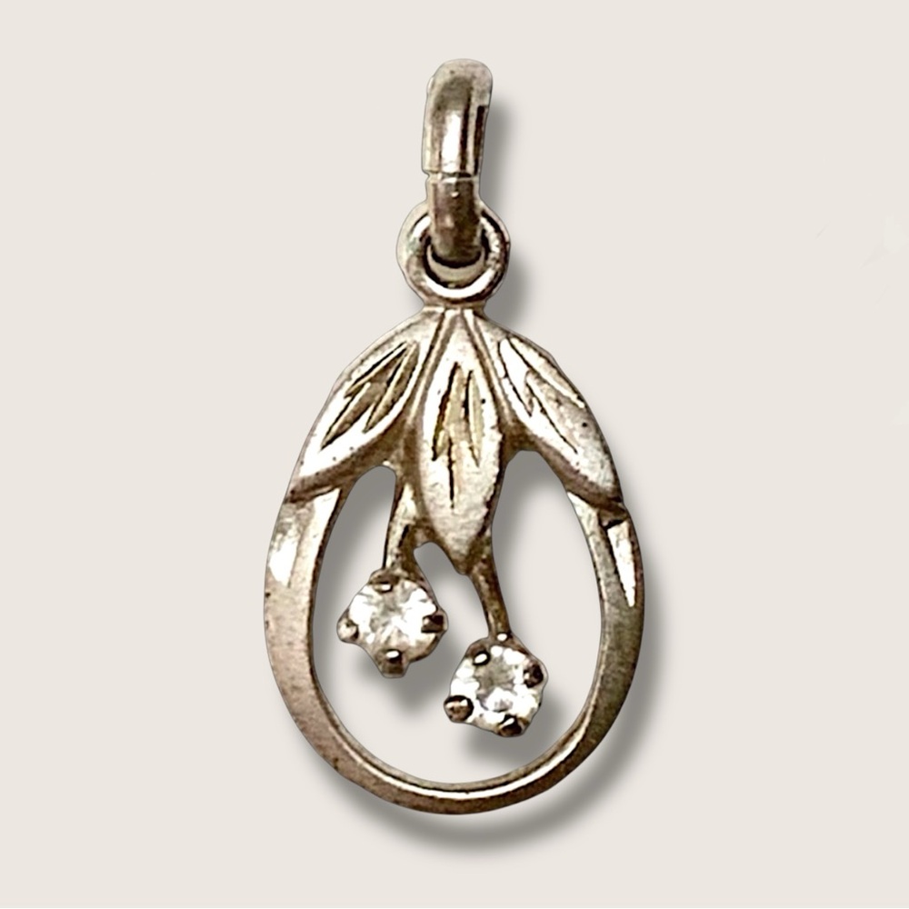 925 Sterling Silver Pendant